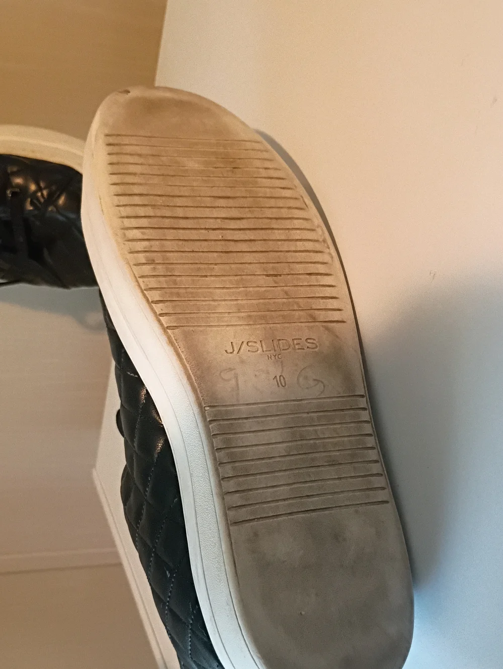 J/Slides NYC Quilted Leather Sneakers Super Comfortable